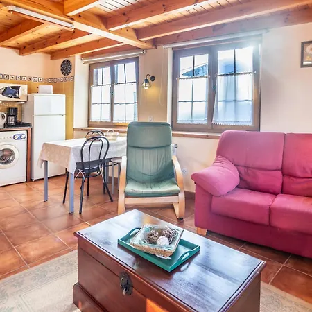 Lägenhet The Village Retreat