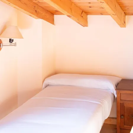 The Village Retreat * Sales (Colunga)