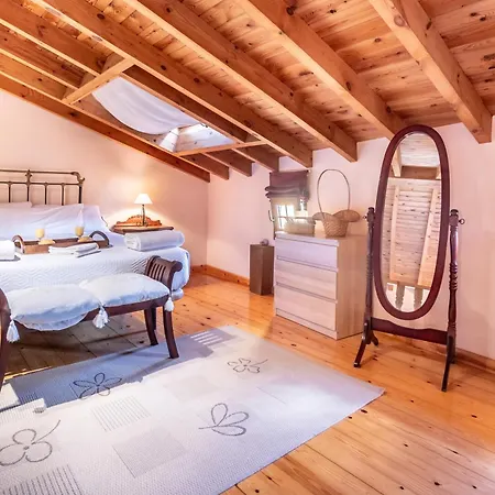 The Village Retreat Sales (Colunga)