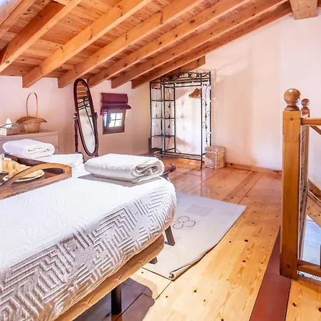 The Village Retreat Sales (Colunga)