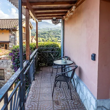 Lägenhet The Village Retreat