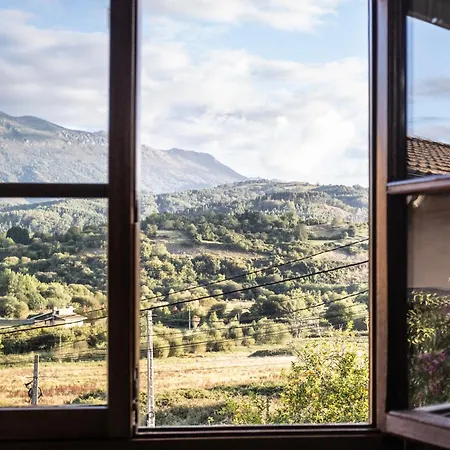 The Village Retreat * Sales (Colunga)